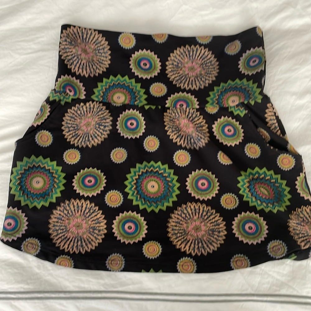 Black multi color skirt